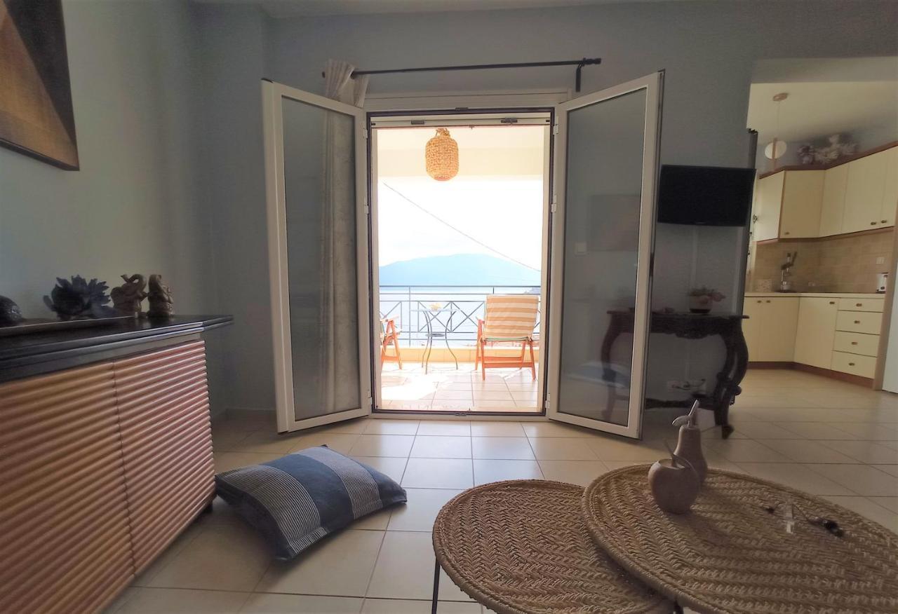 G Apartment In Αγία Ευφημία Εξωτερικό φωτογραφία