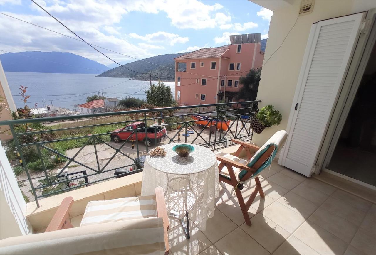 G Apartment In Αγία Ευφημία Εξωτερικό φωτογραφία